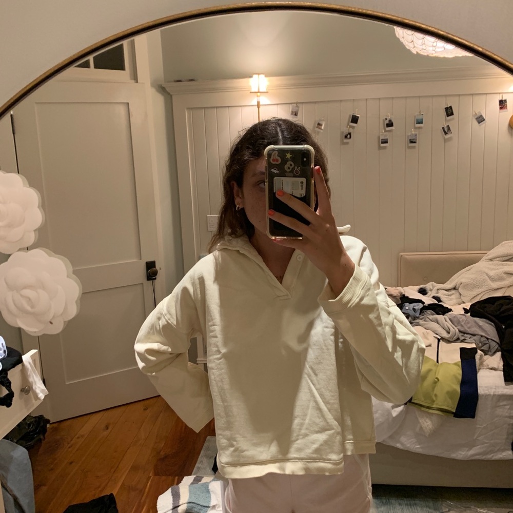 brandy melville cropped long sleeve